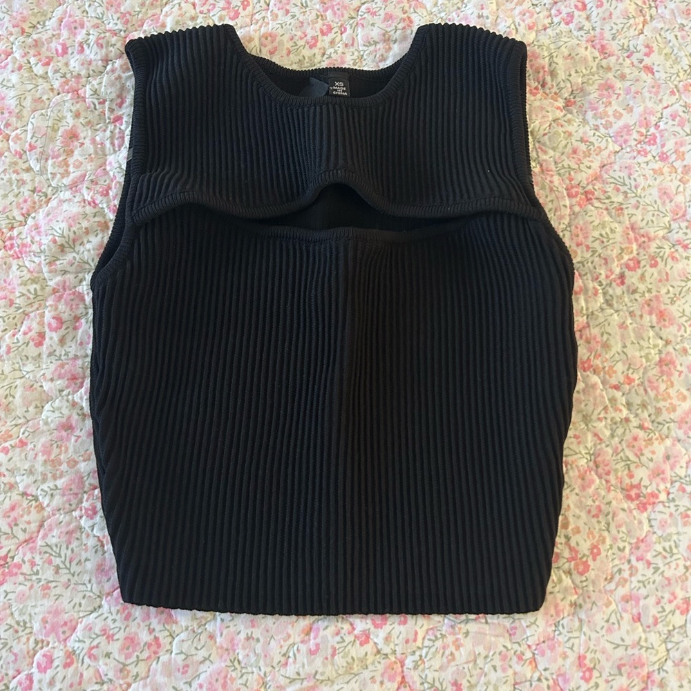Black Sleeveless Ribbed Top